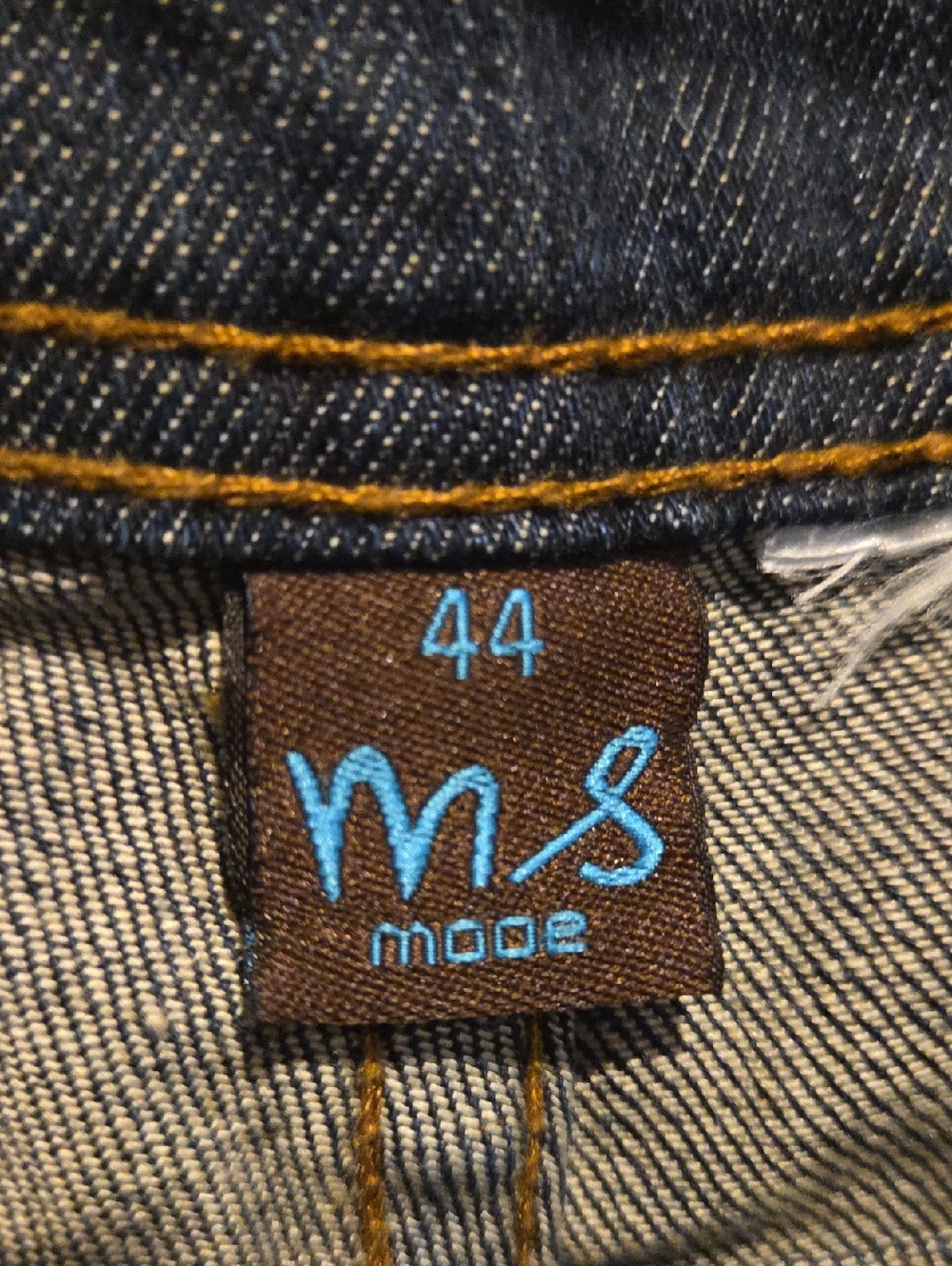 Denim Cutoff Shorts - Dark Blue - Picture 3 of 3